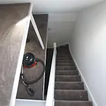 Bright & Beautiful Flat In Bristol!