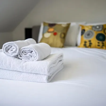 Bright & Beautiful Flat In Bristol! *