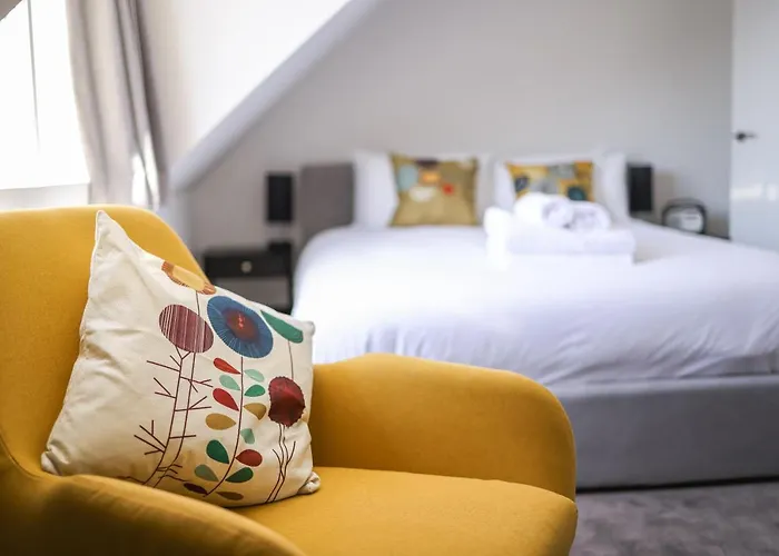 Bright & Beautiful Flat In Bristol!