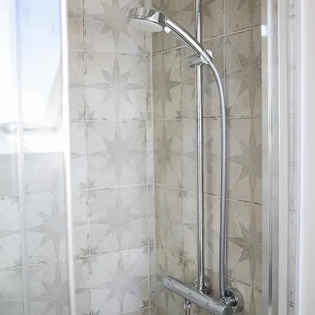 Bright & Beautiful Flat In Bristol! Бристоль